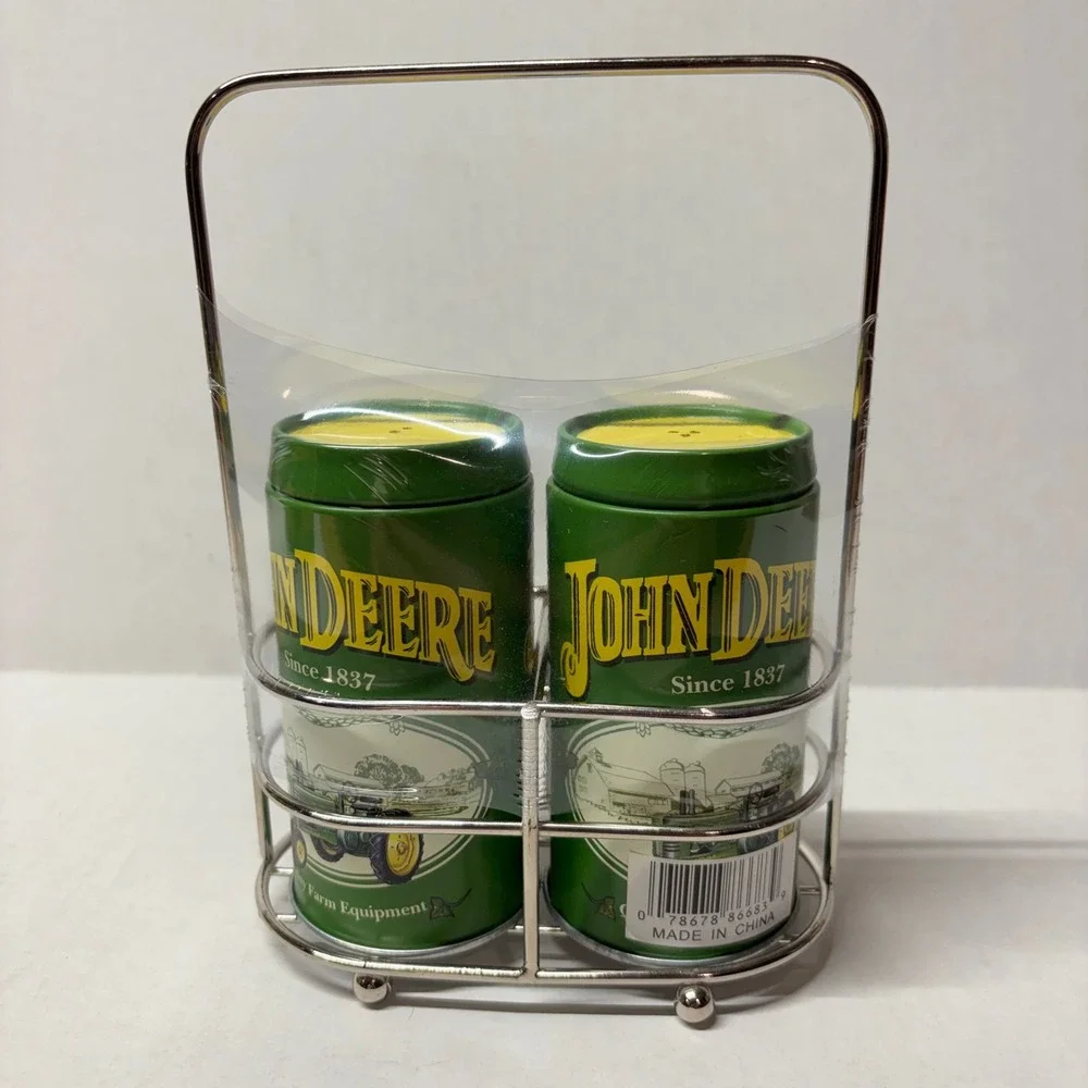New John Deere Utensil Caddy Salt and Pepper Shaker Set Green Yellow Metal‎